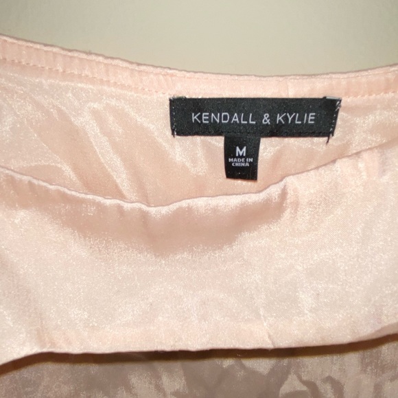 Kendal & Kylie pink silk tank top - Picture 2 of 2